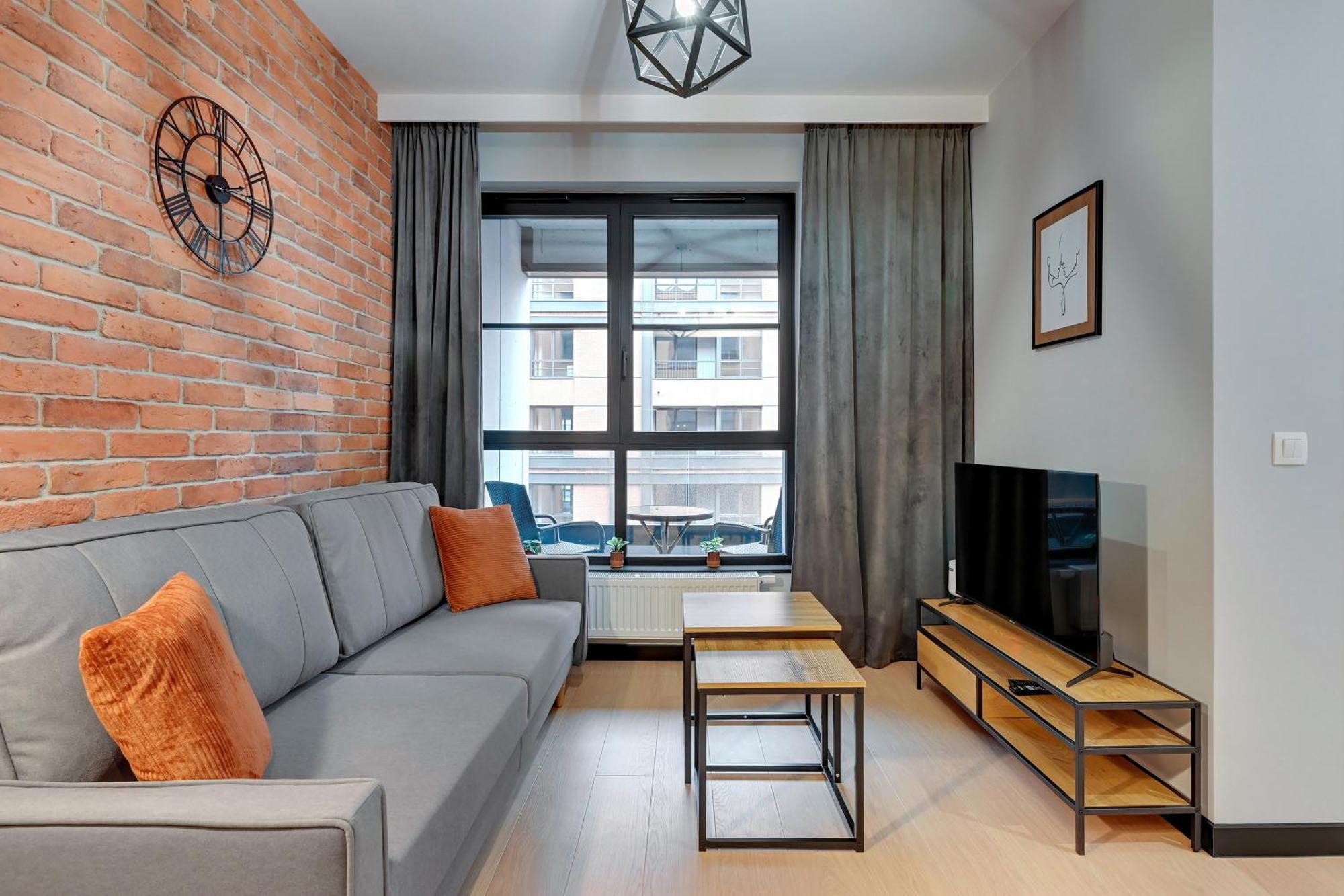 Doki Living - Foodhall & Parking By Downtown Apartments Gdansk Dış mekan fotoğraf