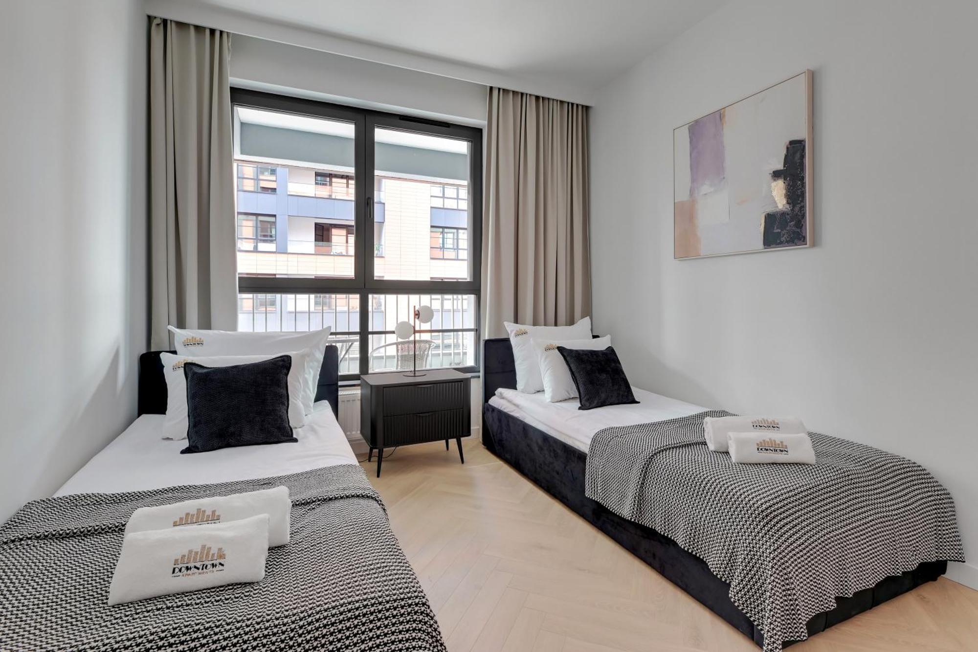 Doki Living - Foodhall & Parking By Downtown Apartments Gdansk Dış mekan fotoğraf