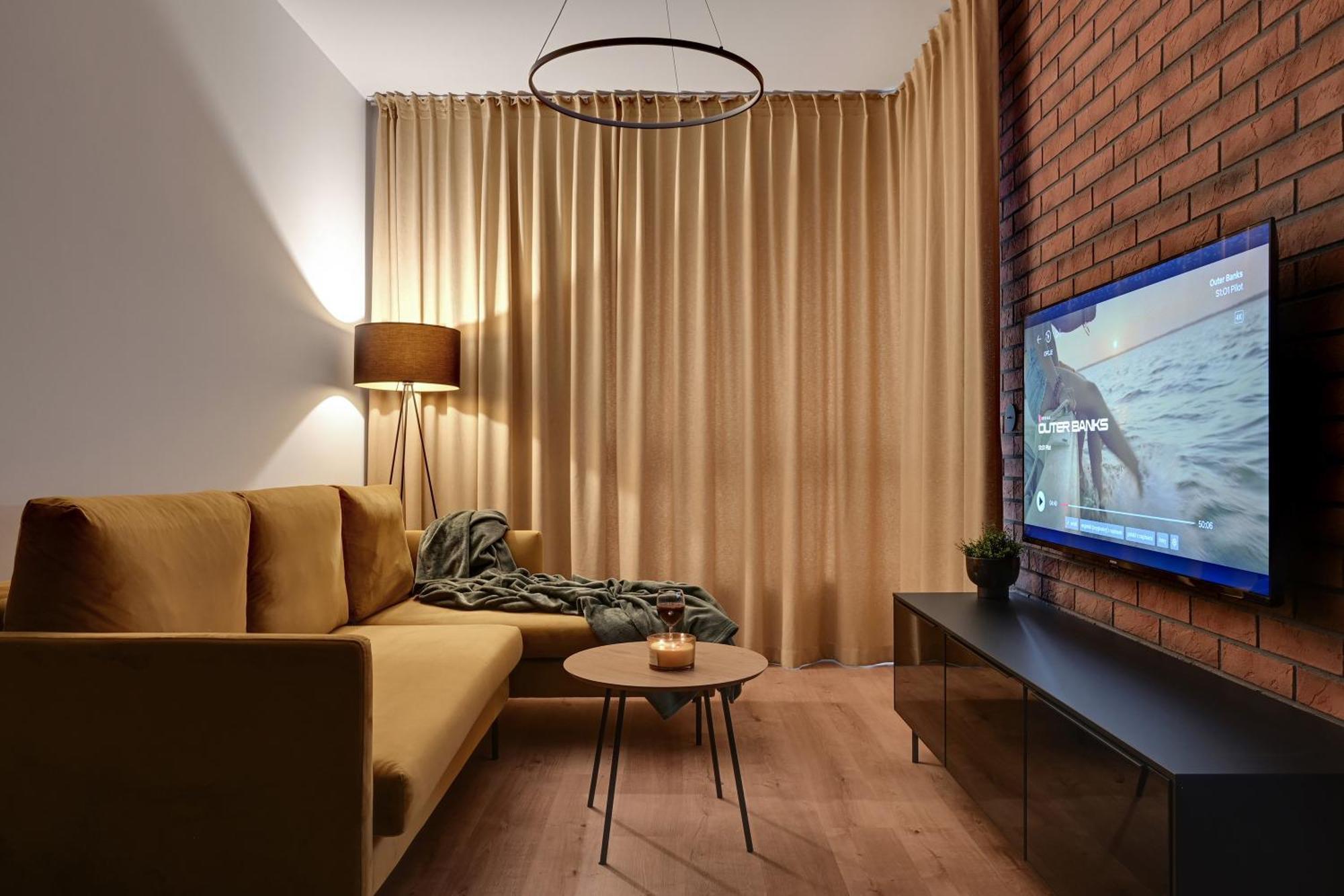 Doki Living - Foodhall & Parking By Downtown Apartments Gdansk Dış mekan fotoğraf