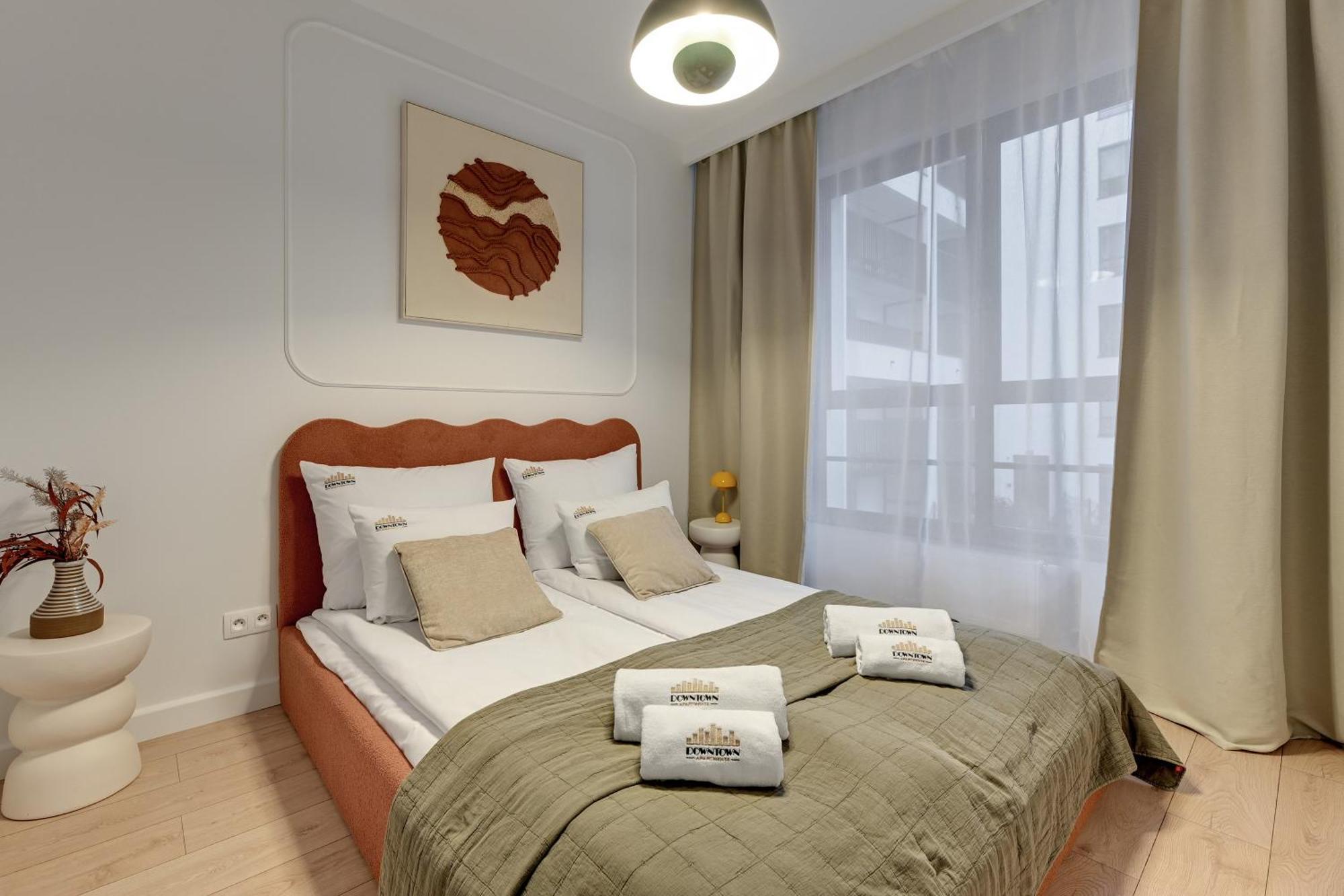 Doki Living - Foodhall & Parking By Downtown Apartments Gdansk Dış mekan fotoğraf