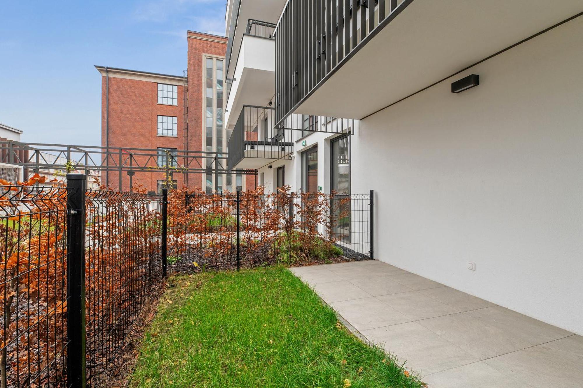 Doki Living - Foodhall & Parking By Downtown Apartments Gdansk Dış mekan fotoğraf